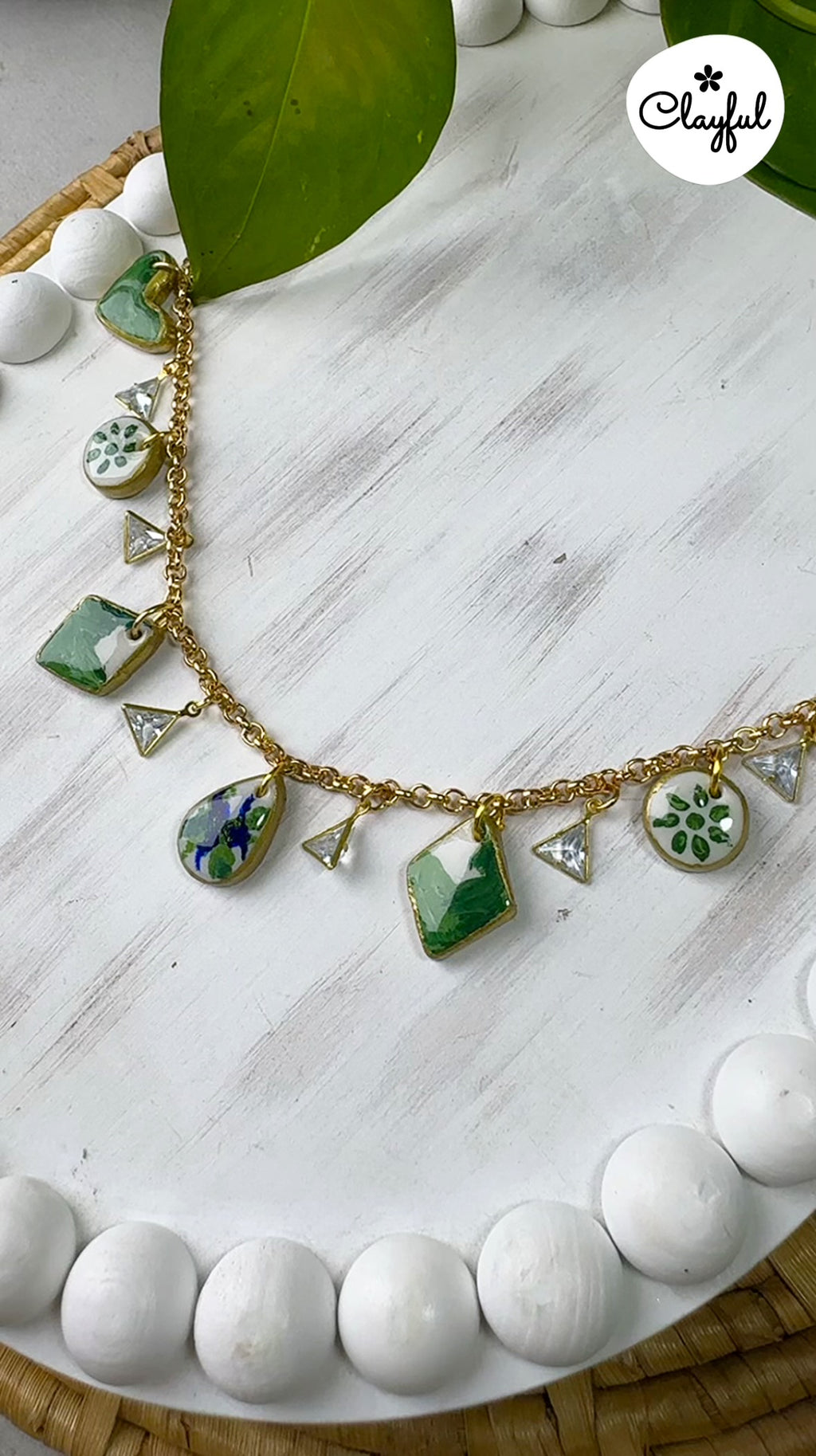 Bottle green Necklace