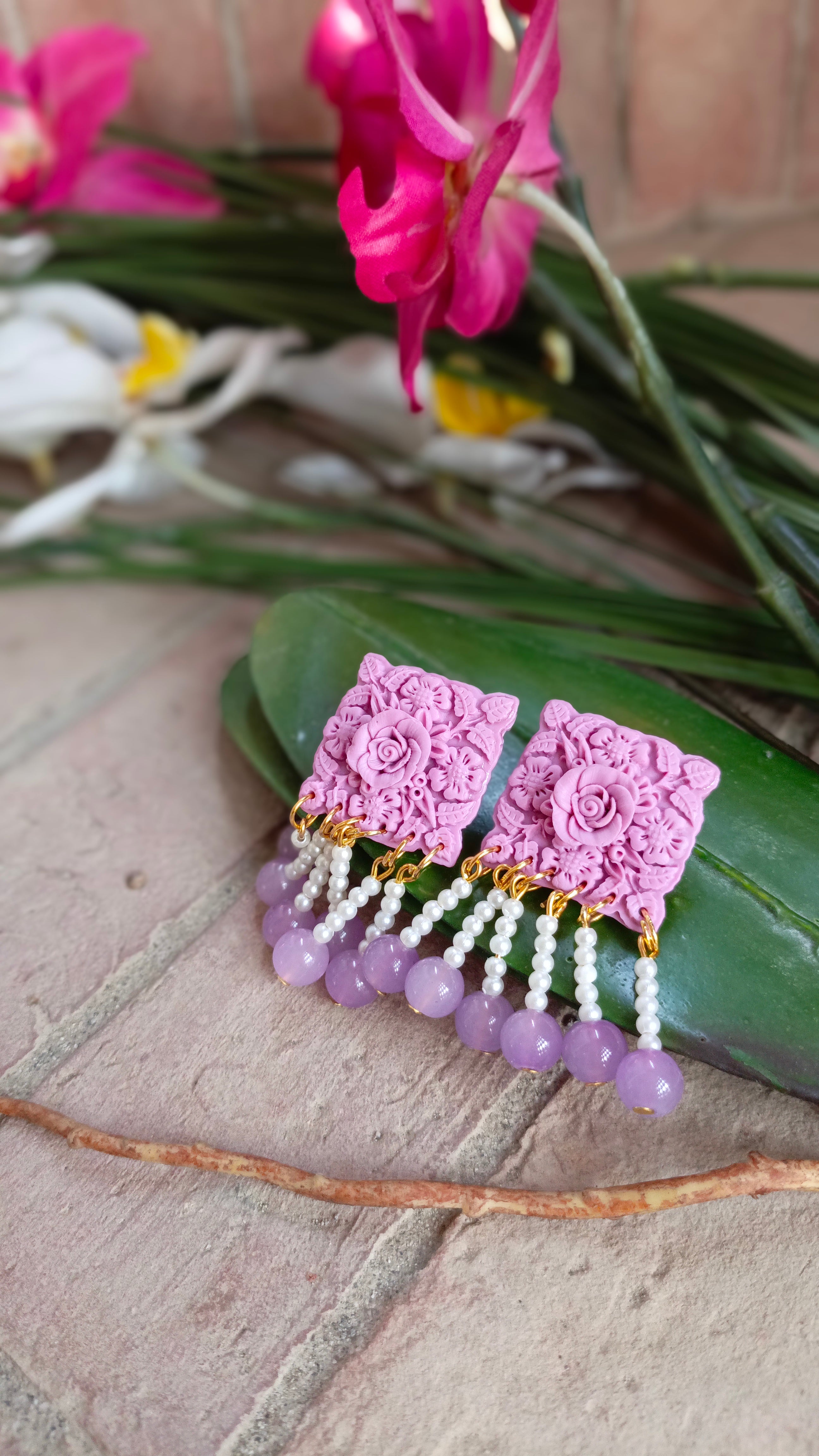 One Tone Move Earrings