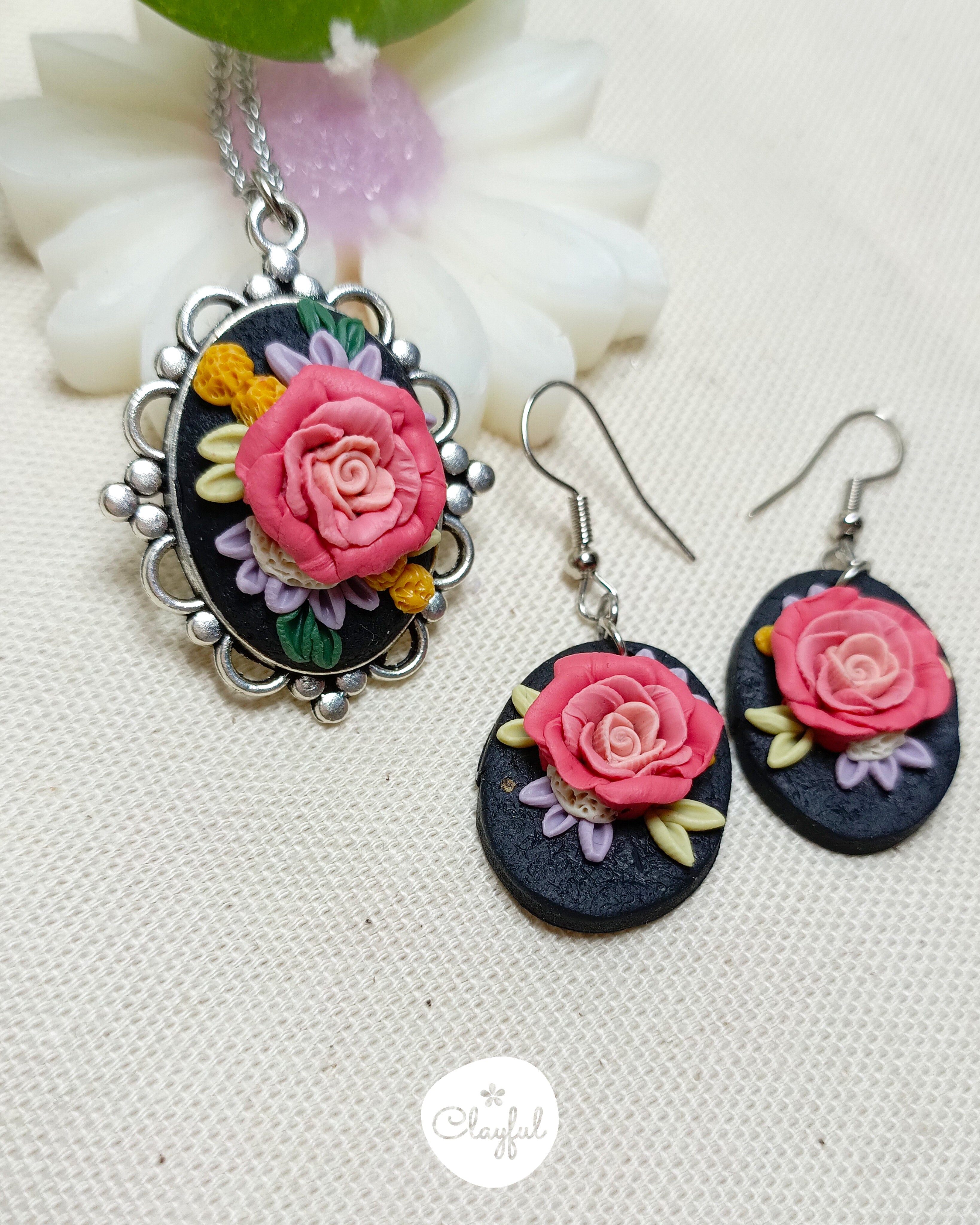 Pink rose pendant set