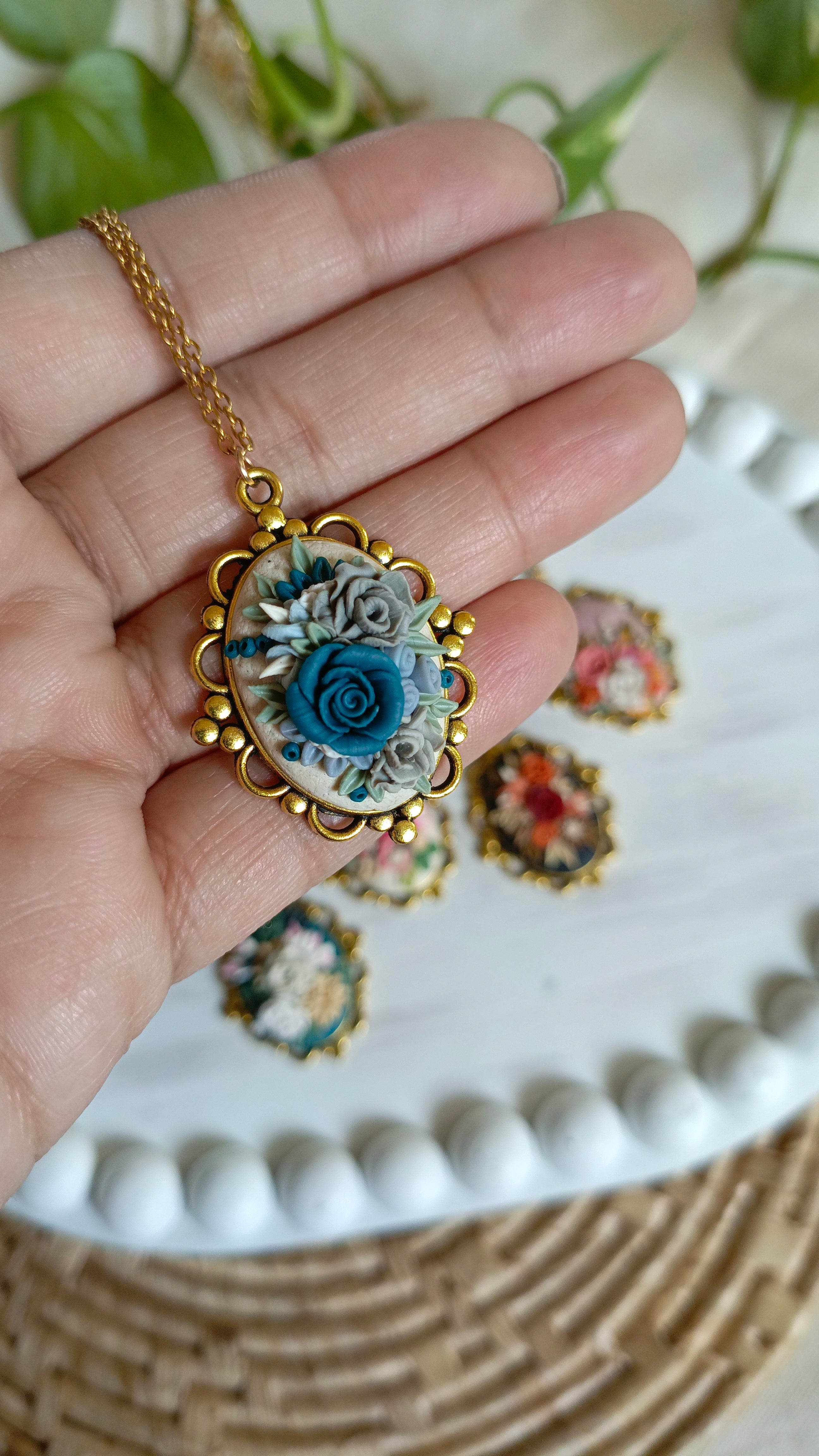 Clayful Ocean Pearl Rose Pendant Necklace