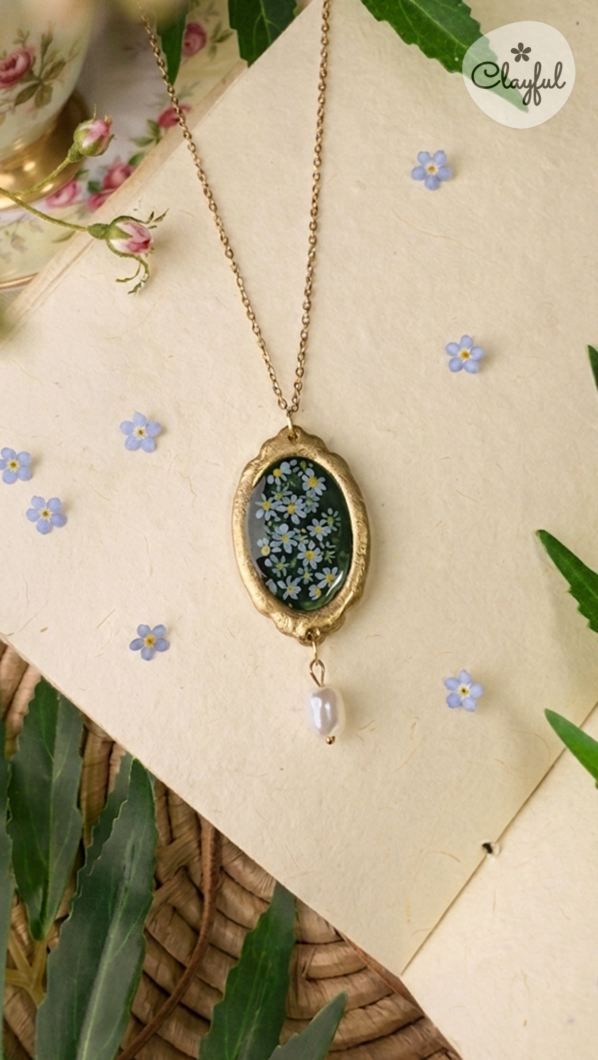 Hand Painted polymer Clay Daisy Pendant