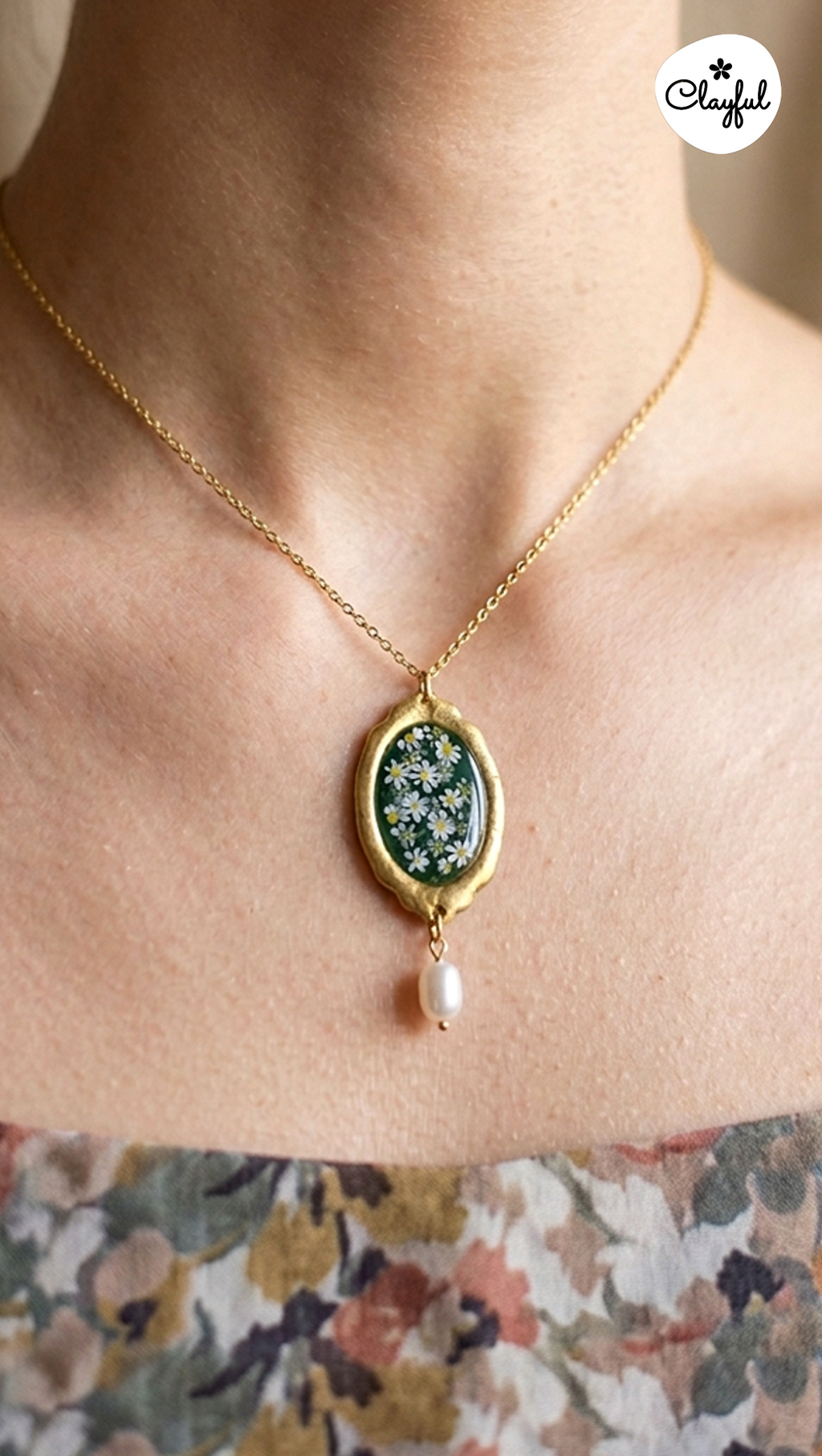 Hand Painted polymer Clay Daisy Pendant